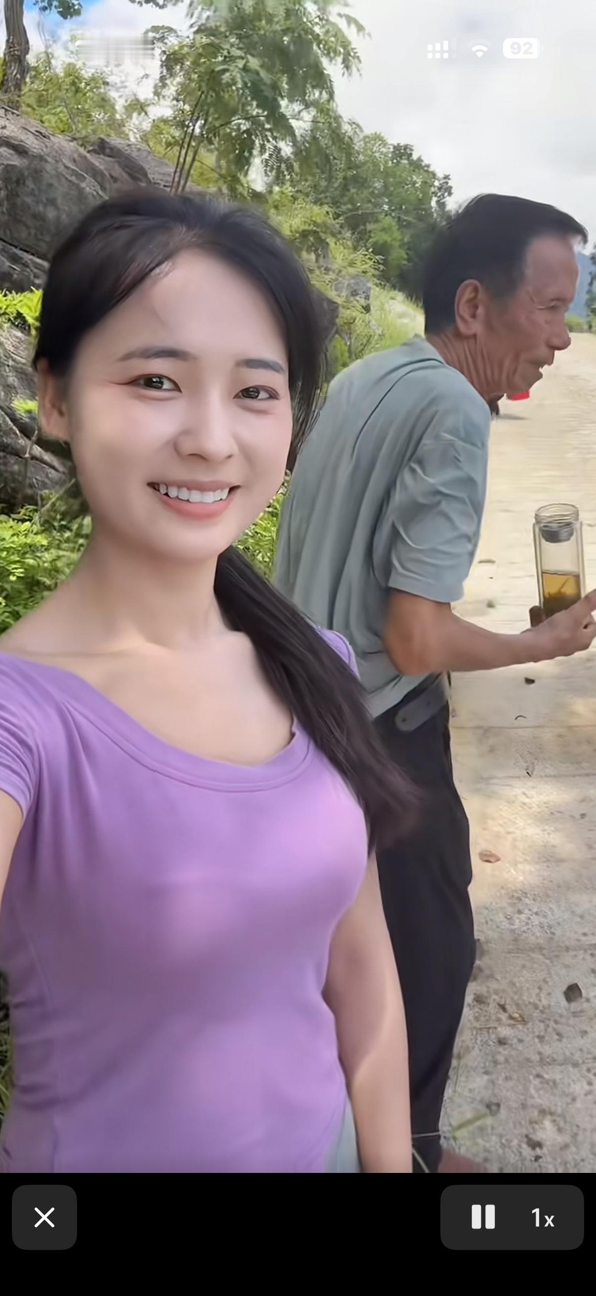 和同事闲聊，他认为找老婆还是我们农村的女孩子好，能相互理解，相互信任，物质不
