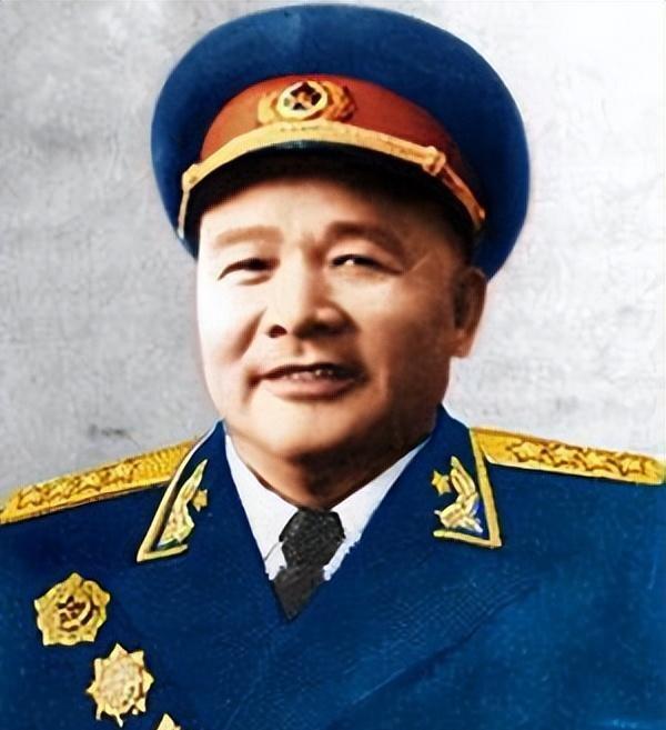 徐海东为何最终离开344旅？黄克诚直言朱老总当时批评态度严厉，原因值得深思！1