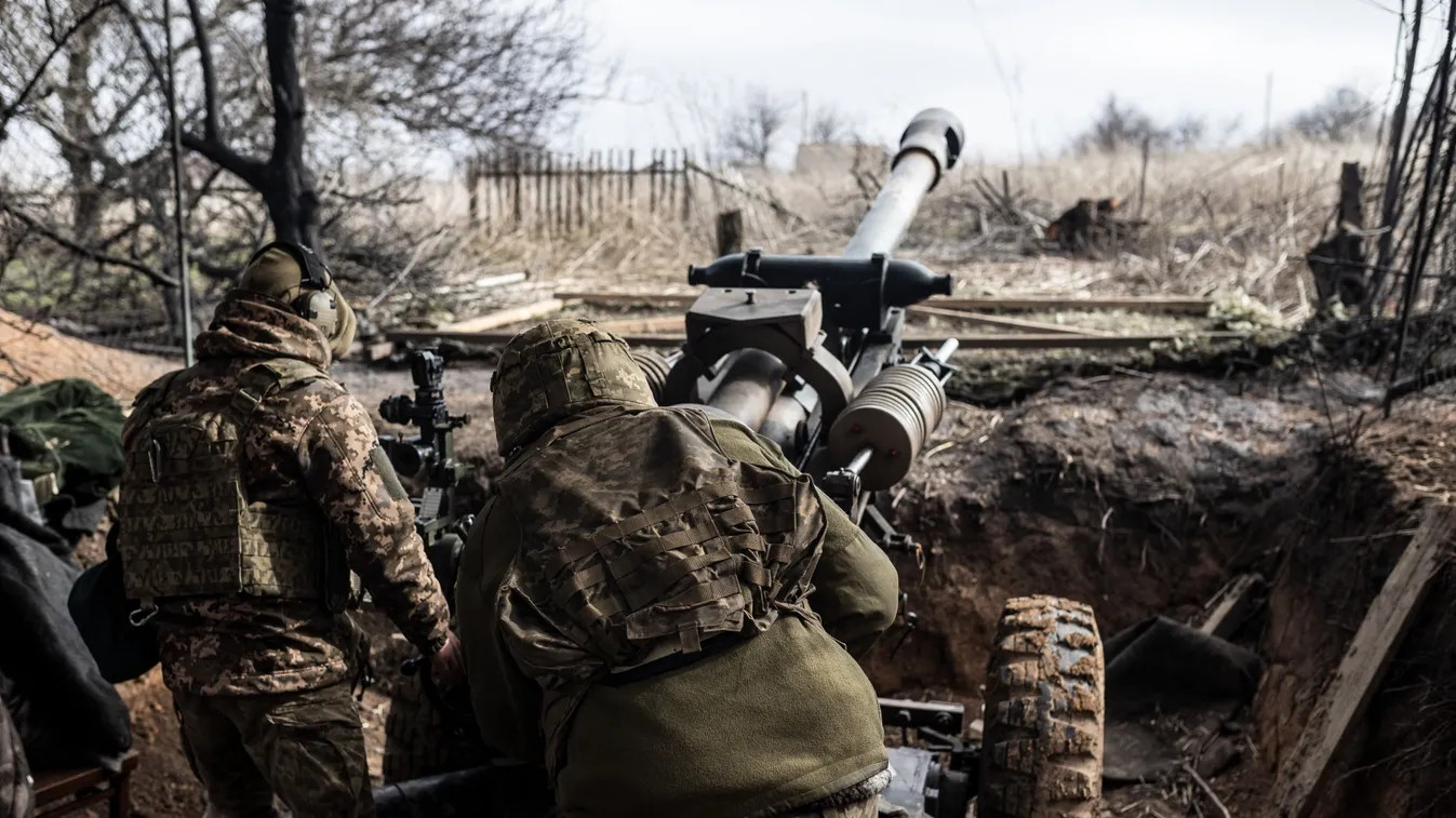 乌克兰战场上的乌军炮兵.
