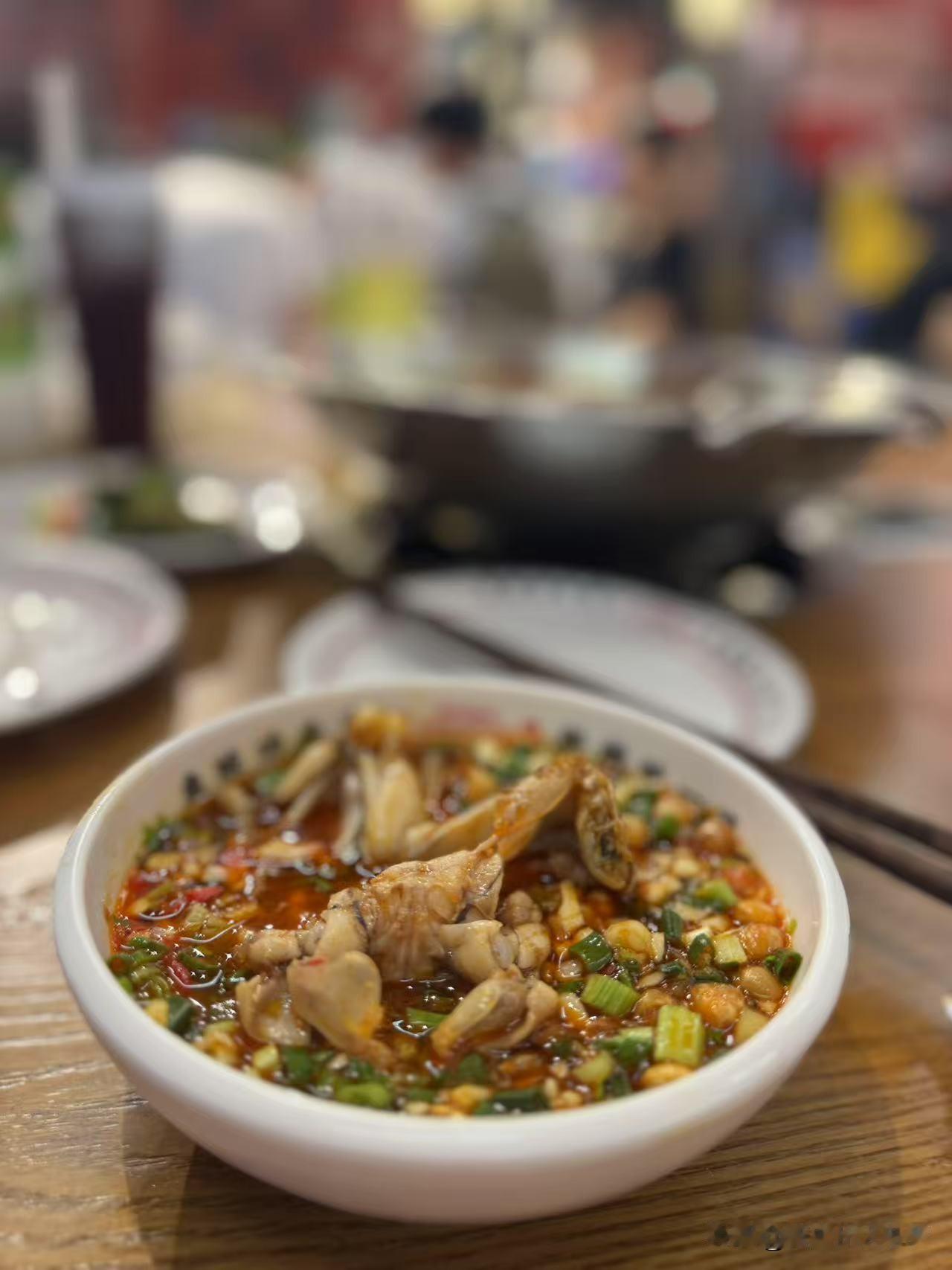 广州人为什么那么喜欢吃蛙？ 今天晚上去番禺市桥吃蛙，我排队排了1个多小时，室