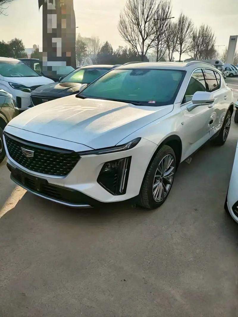 豪华运动小型SUV，二手凯迪拉克GT4年轻个性颜值首选凯迪拉克GT4主