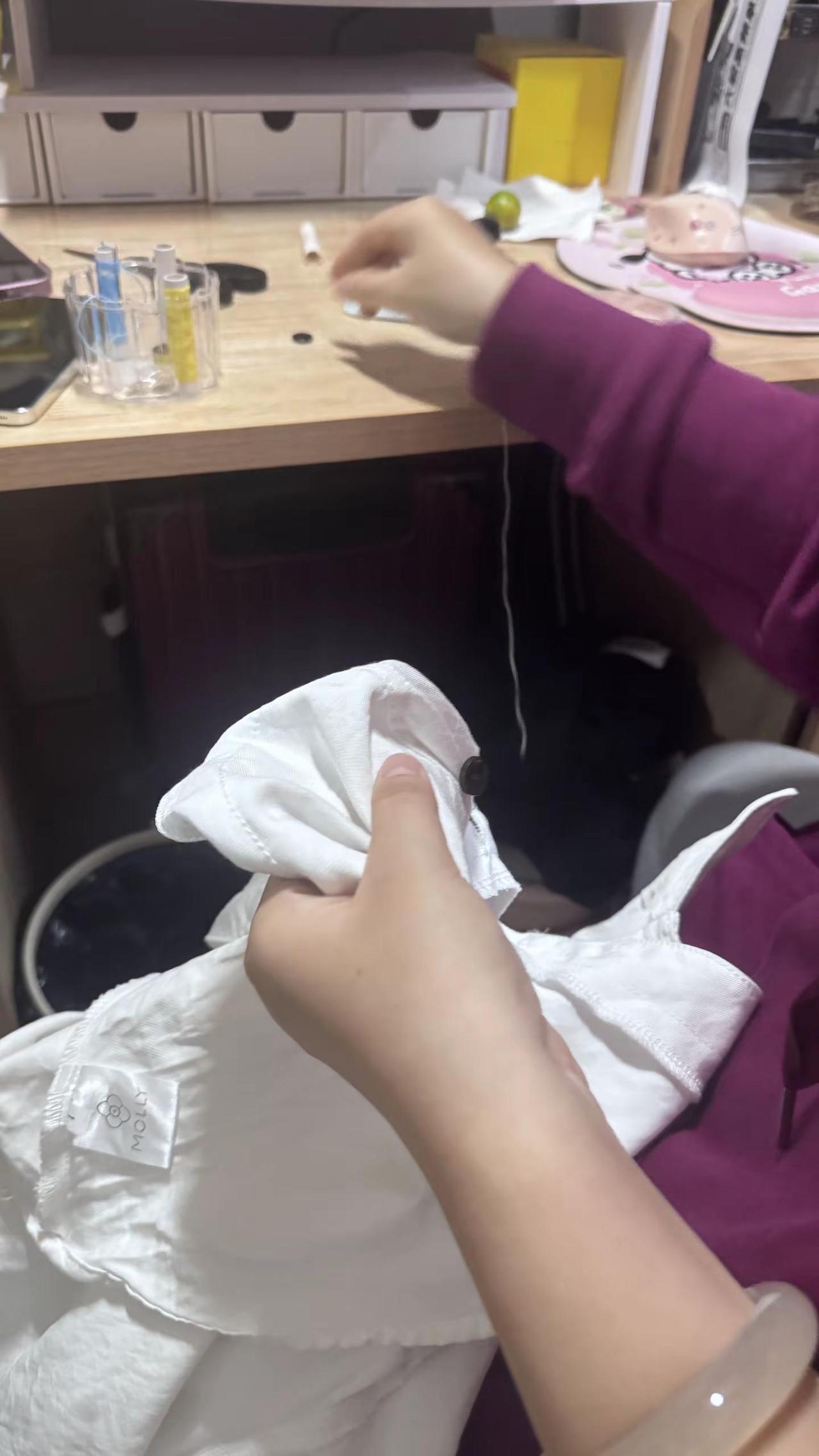 最近挺幸福的，就是太累咯～按时吃饭日常生活