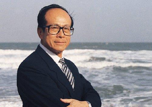 某公报导致李嘉诚损失惨重，不应该道个歉吗？李嘉诚本来想出售巴拿马运河的两个港口（