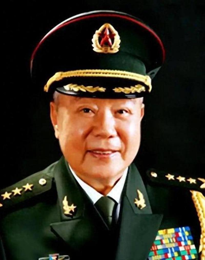兰州军区司令员这个位子,王克只坐了一个月。1992年10月,傅全有卸任兰州军