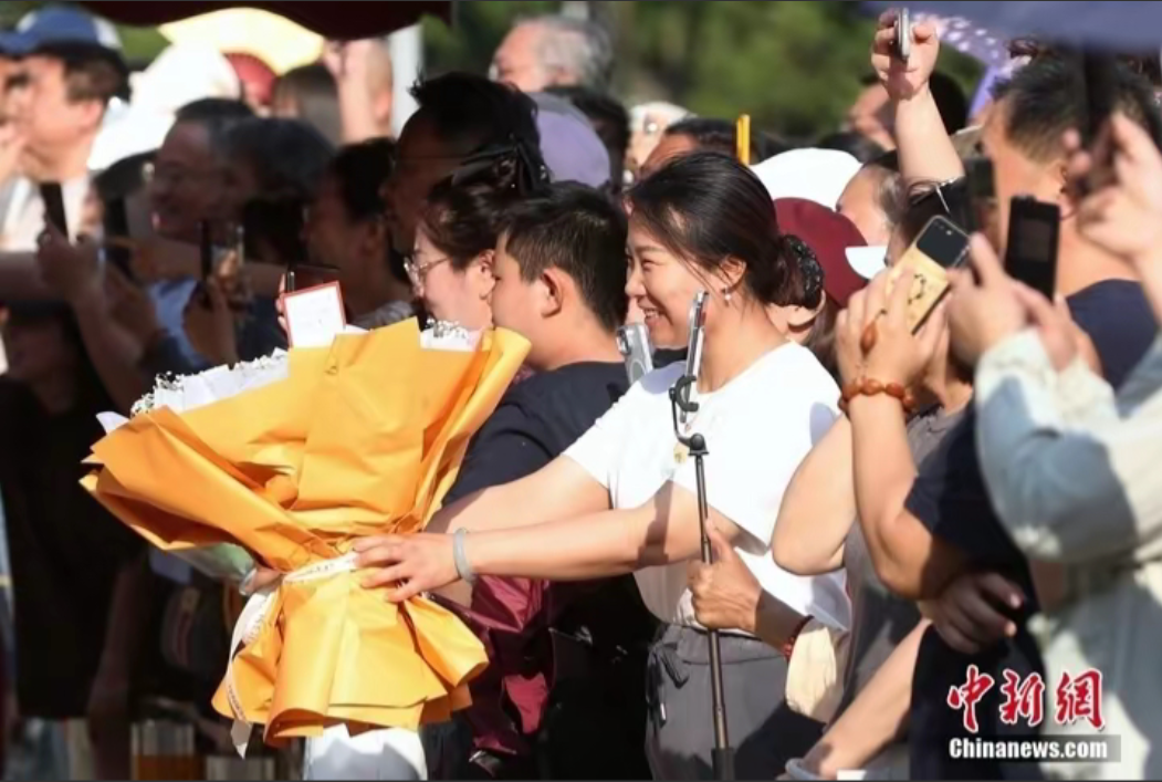今年一个比较反常的现象就是：无论什么日子，网上都是出奇的平静。从春节开始，到