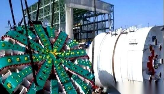 10亿美元，8台“国之重器”，拆开前是印度的骄傲，拆开后……是一仓库没人认识的“