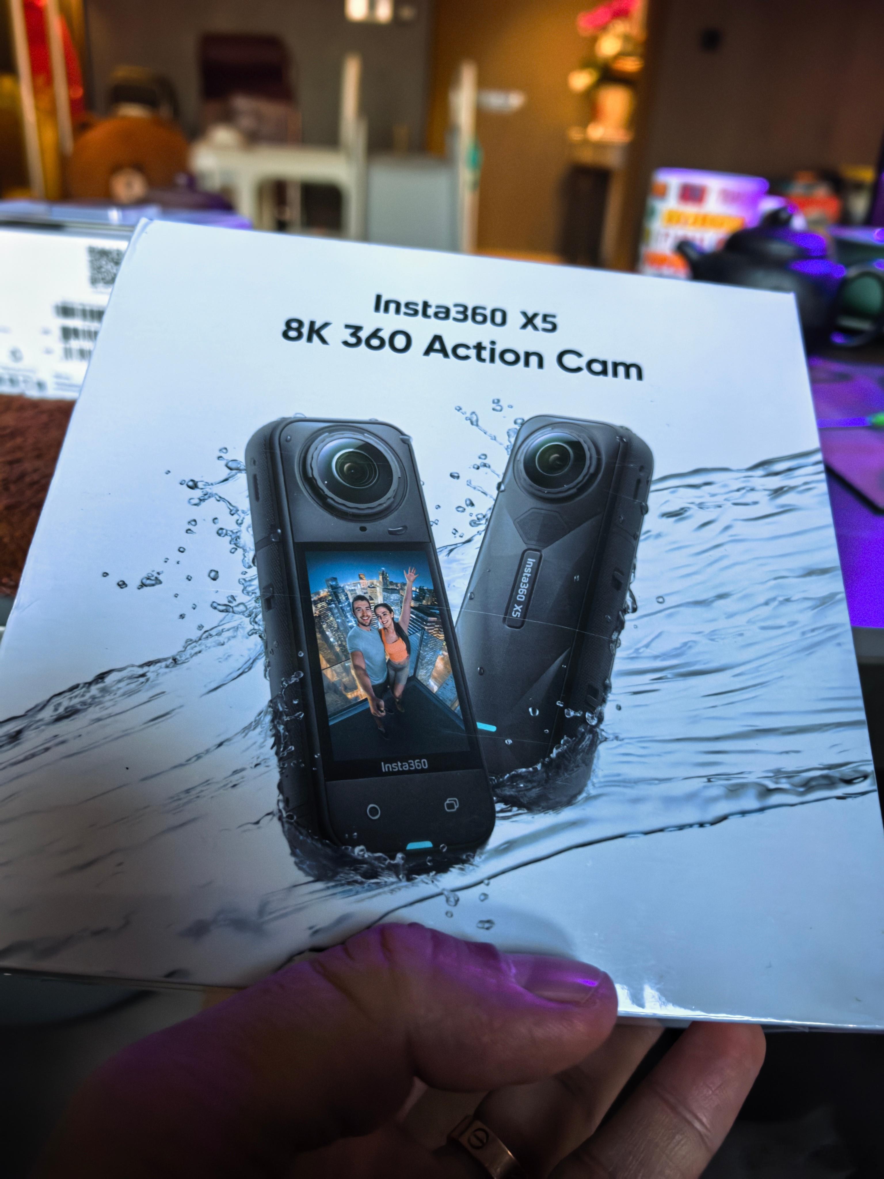 我这比亚迪五万多积分派上用场了insta360