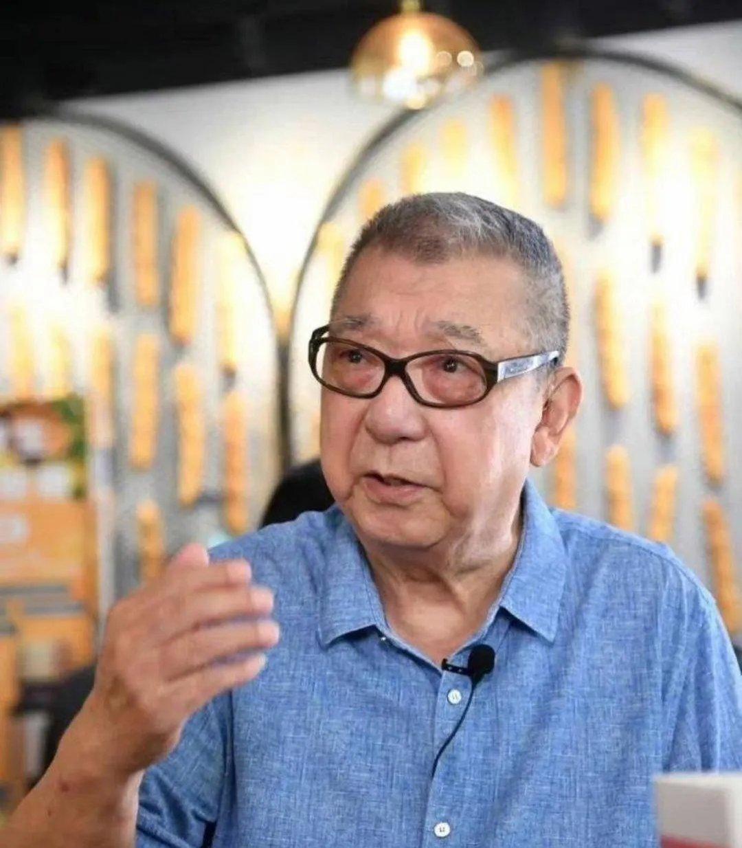 郭宝昌，两岁丧父，被生母以80块大洋卖到河北沙城吴家，三姨嫌卖得便宜，借钱把他赎