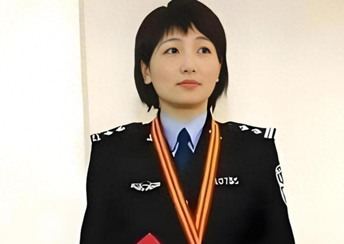 不严惩这个女恶魔，难给老百姓一个交代。2013年3月26日，浙江高院再审宣判，张
