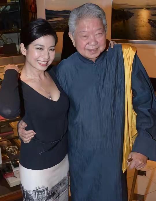 其实人是有自然规律的，不必强求。到时候该走就走，少数特别长寿的为例外哈[呲牙笑]。
