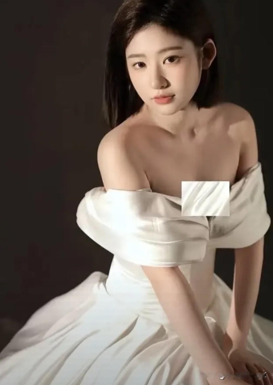 我如果是黄一鸣父亲，我会直接把她扫地出门了！不会再认这个傻女儿！黄一鸣这事