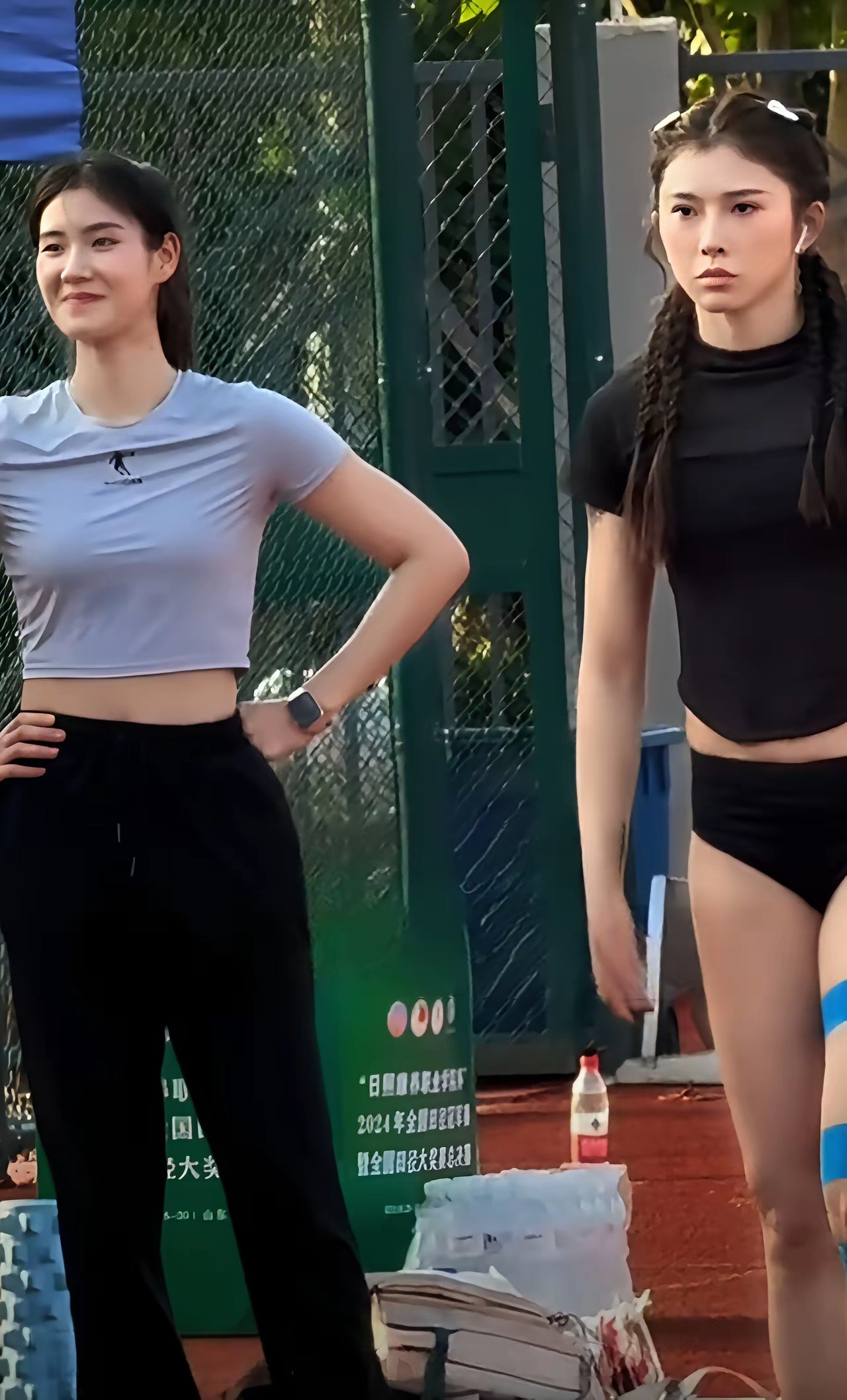 吴艳妮和夏思凝同框，大家更喜欢谁？