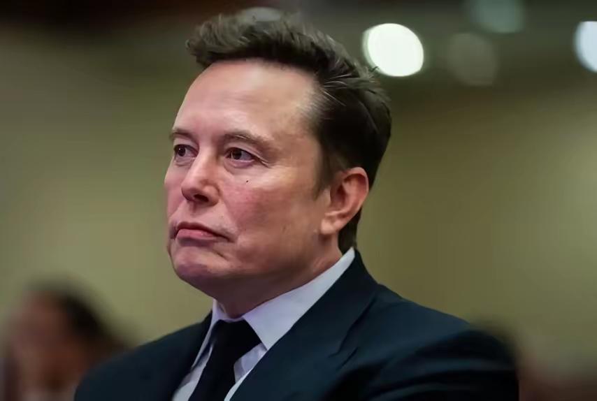 马斯克栽大了！估计他自己都没想到，自己居然也有低头认错的一天。马斯克自己创办