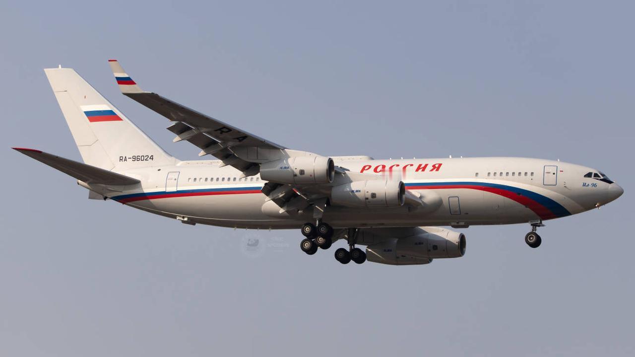 俄罗斯民航最近在忙着翻箱倒柜，把一些老飞机从仓库里拉出来重新飞，这源于2022年