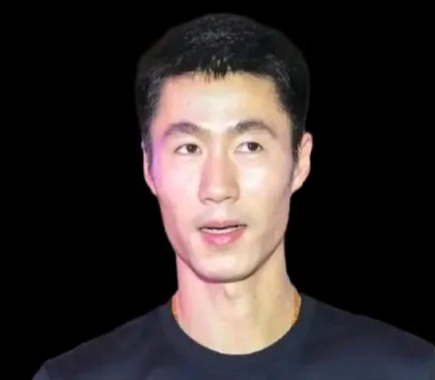 王励勤这回有意外收获了……乒超联赛虽然是各俱乐部参加的赛事，国乒各级管理者不