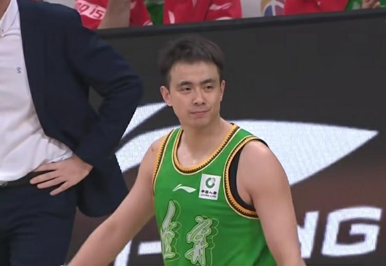 辽宁有点胜之不武了。辽宁本钢主场87:75击溃新疆伊力特，最大的优势就是罚球