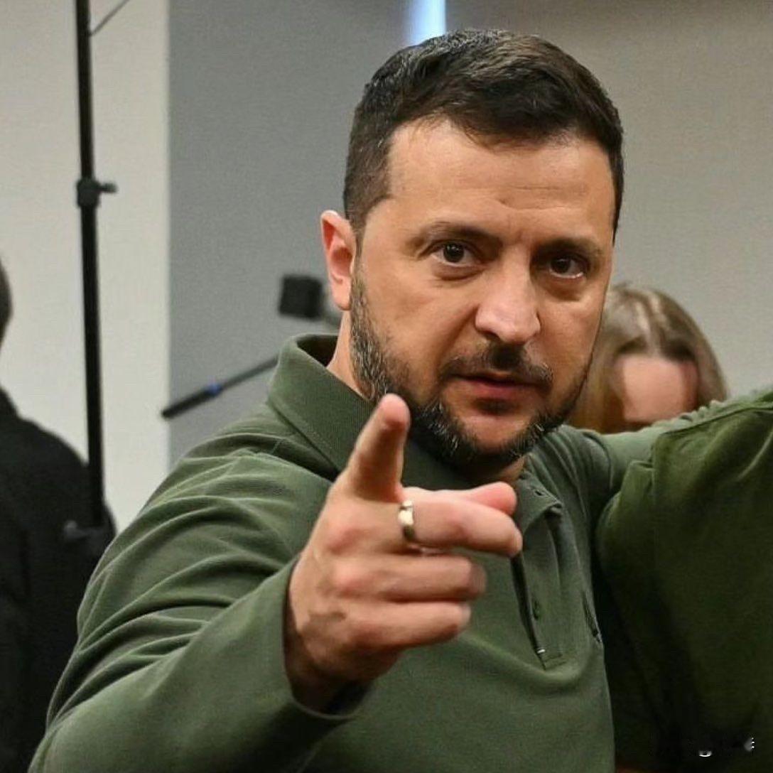 乌克兰赢麻了！俄乌双方打了4年多，今天泽连斯基公布双方伤亡数据：乌军阵亡5.