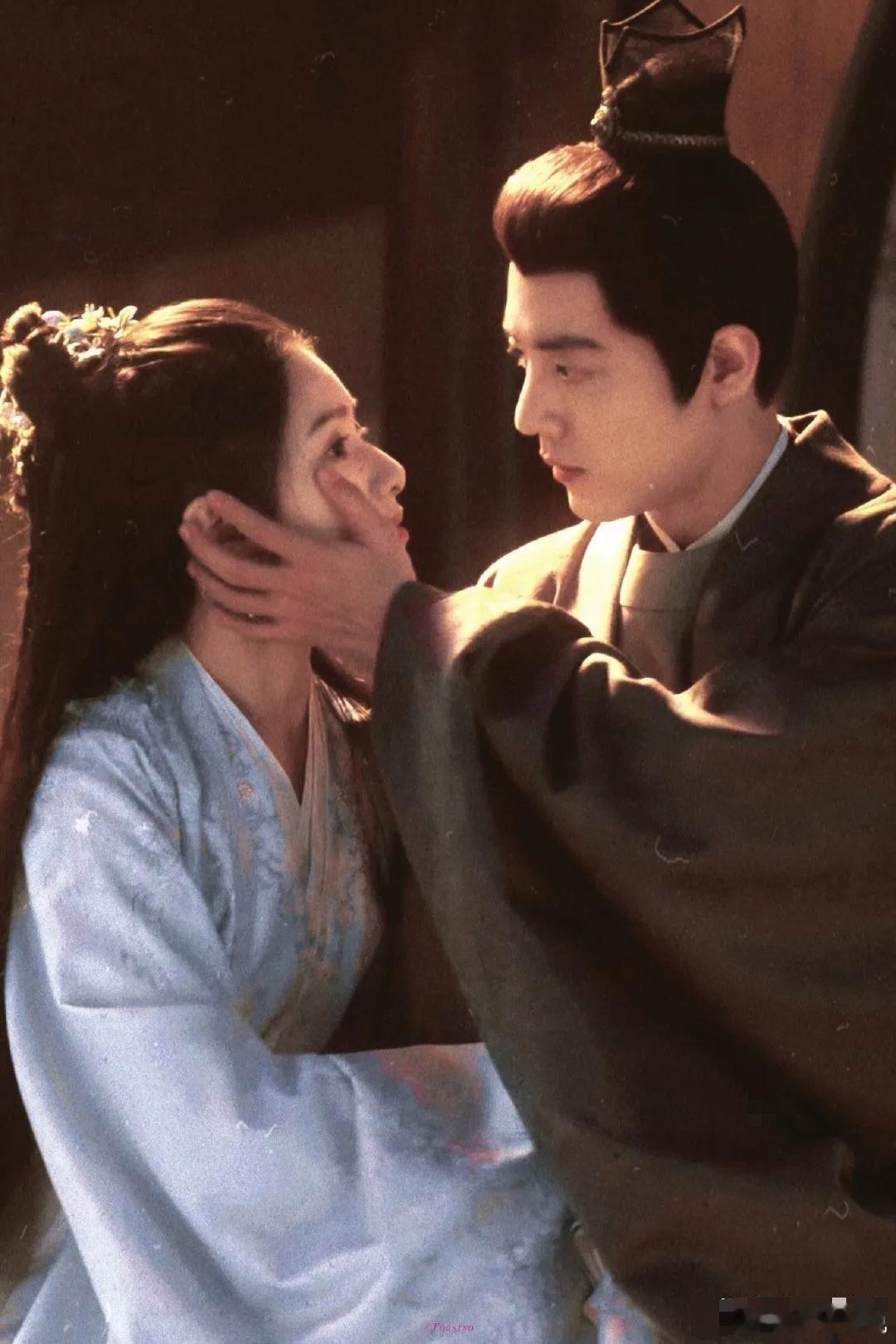 流量花还会想和肖战合作吗？你有没有注意到，肖战合作过的女主，好像没一个能火起来的