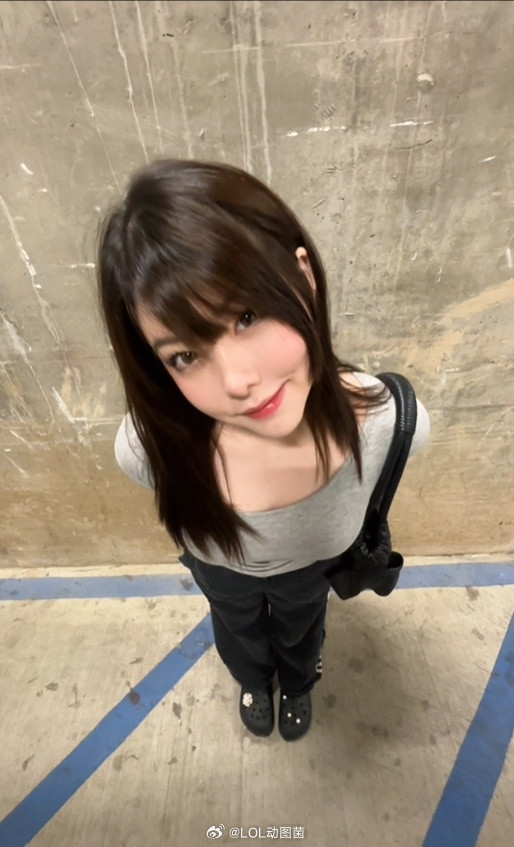 强势回归微博！Mayumi更博晒照：盯！BFX被称为LCK版RNG英雄联盟202