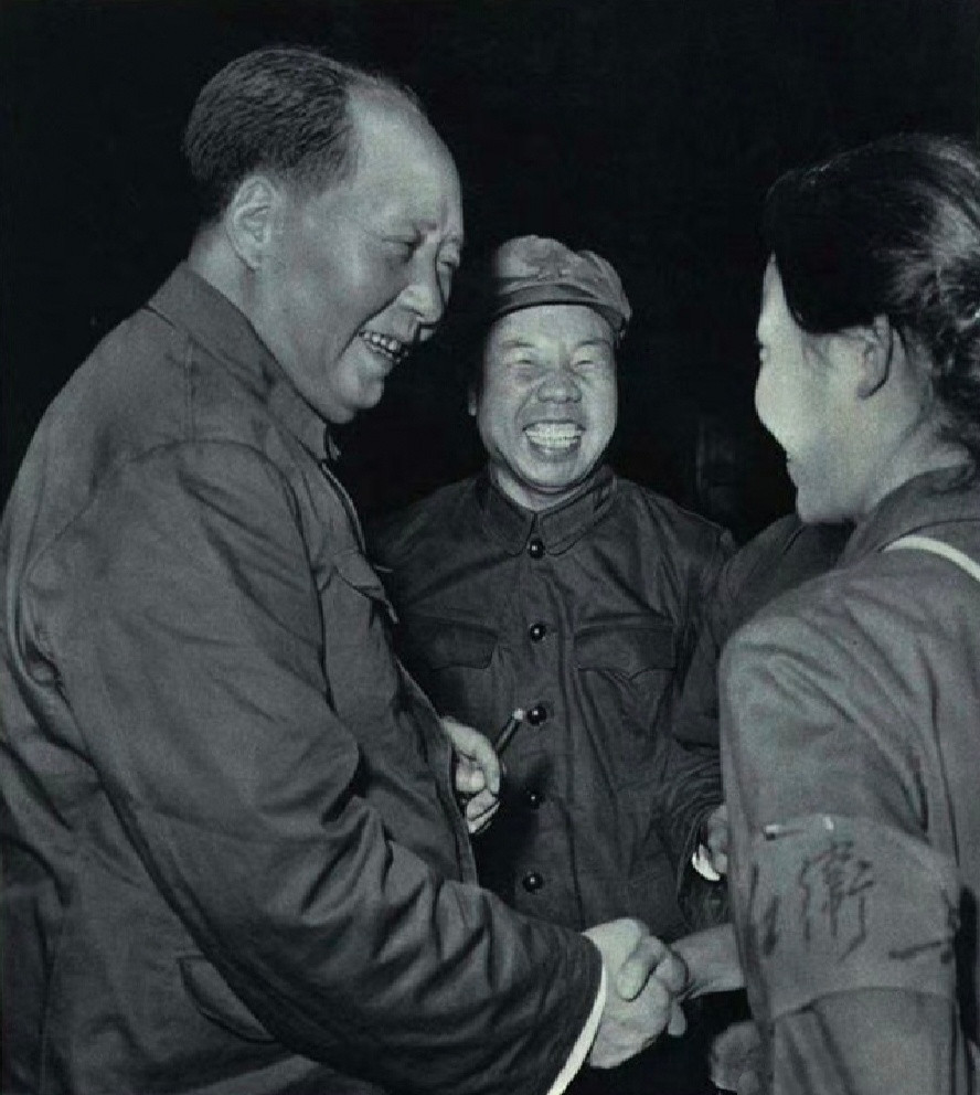 一九六六年的毛主席！（共12张）