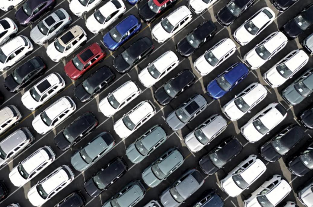 最狠的“阳谋”，诞生了！印度用一张轻飘飘的降税纸，直接换走了欧洲百年的燃油车技