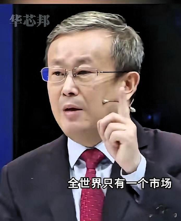 最讽刺的就是，天天喊着“跟国际接轨”的人，一提学美国搞《外国代理人登记法》，立马