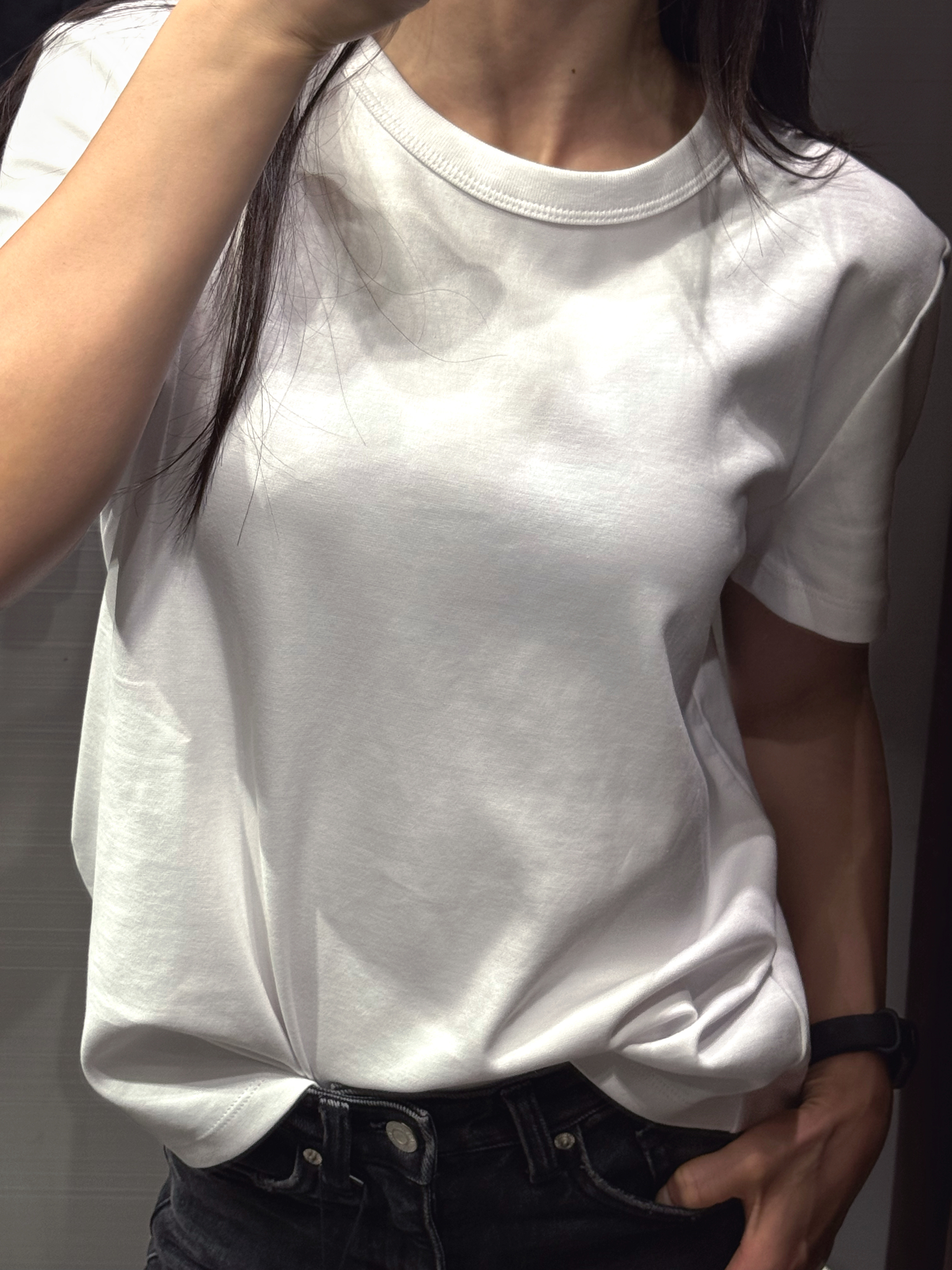 是的很能藏，脱了衣服比谁都大​​​