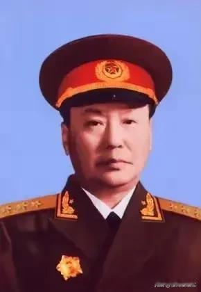 1960年的一天，康克清找到内蒙古自治区主席乌兰夫，要他从内蒙古调运一批奶粉送往