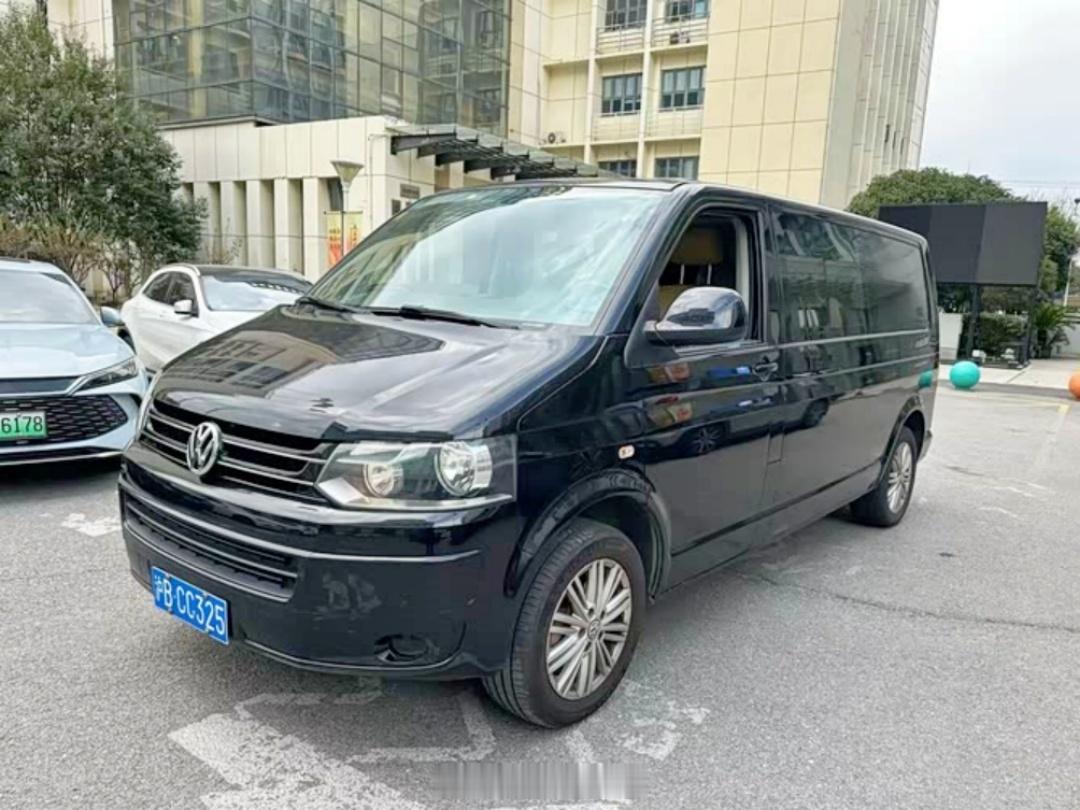 跟大家说个好玩的事：有个朋友从上海收了台全网最便宜的大众凯路威T5后期四驱版，