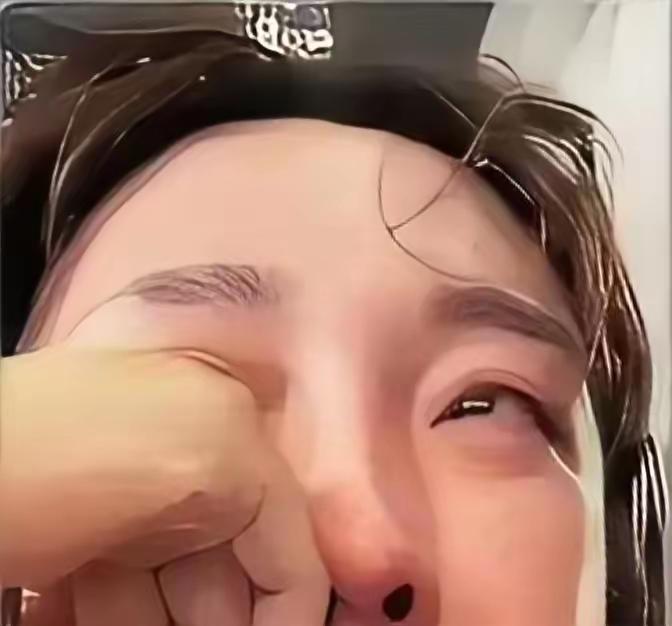 郑州这姑娘瞒着单位去捐干细胞的事，细想有点扎心。她月薪四千多，请三天假编了生