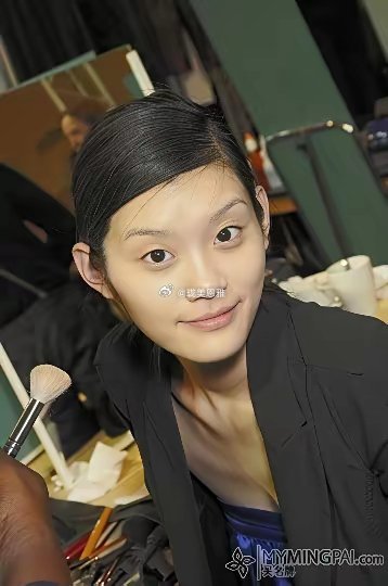 性格决定命运，奚梦瑶早期的青涩模样里也透露出一副不服输的样子！