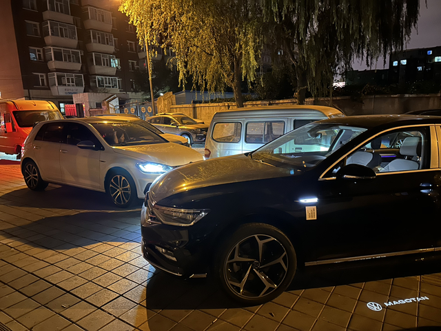 新款迈腾的缺点对比说一下已知的缺点，跟我的高尔夫，还有之前款迈腾对比，1方向