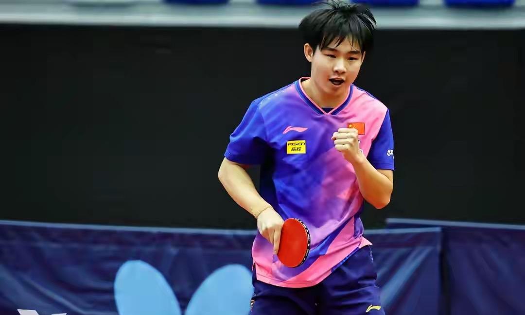 1/16国乒内战世界排名48位的黄友政3：0横扫向鹏，向鹏世界排名第九，年轻球员