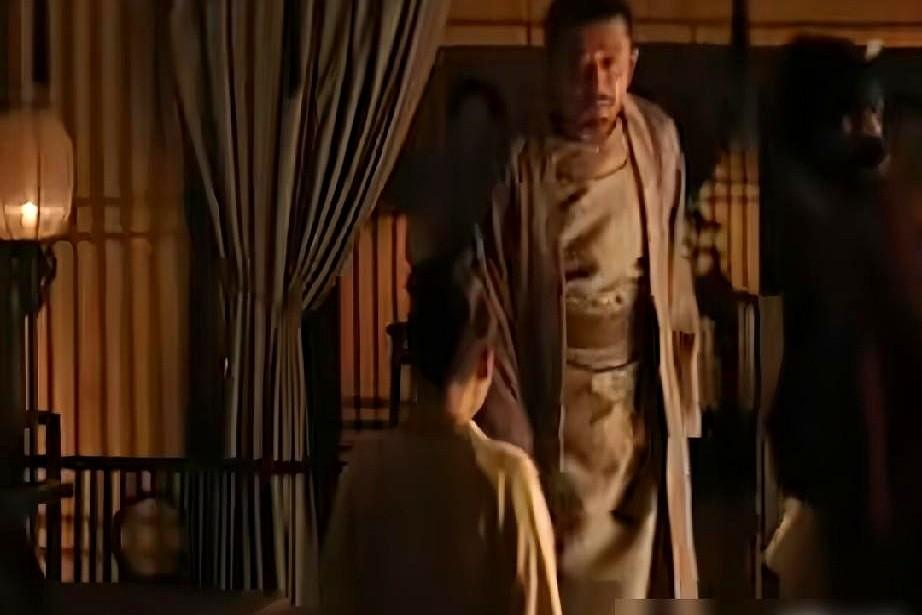 重刷《知否》才看懂，盛纮对墨兰和如兰的双标，根本不是偏心。同样是跟梁家搞到一