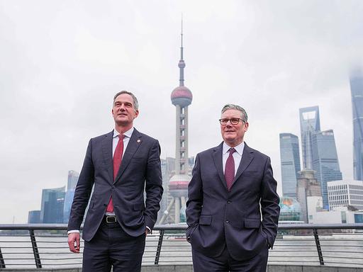 英国首相斯塔默“投喂”给了世界三句话！第一句：中国不是“正在崛起”，是“已经崛起