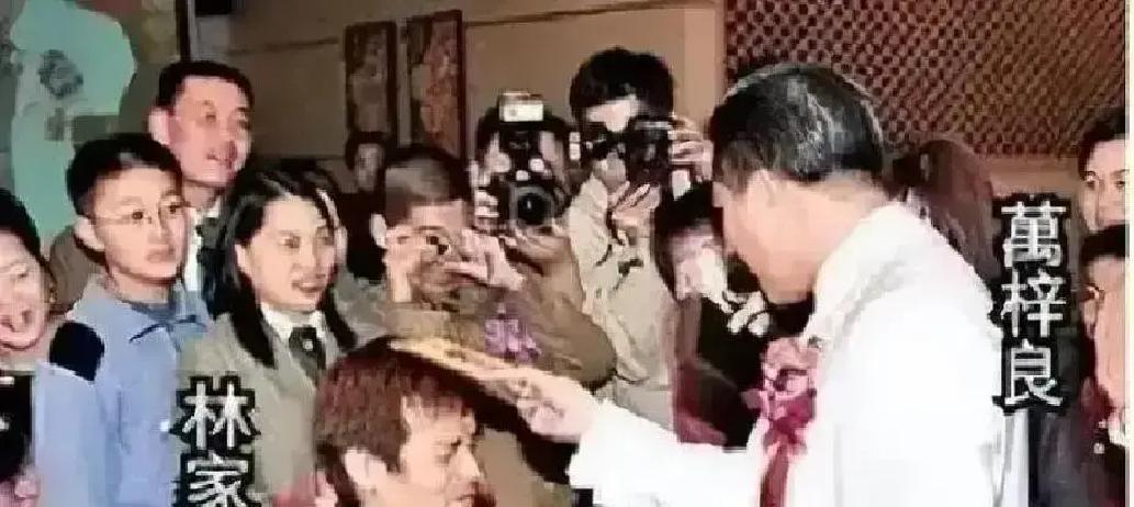 ICU出来第7天，他录完最后一句台词万梓良转出普通病房，仍得天天扎胰岛素。