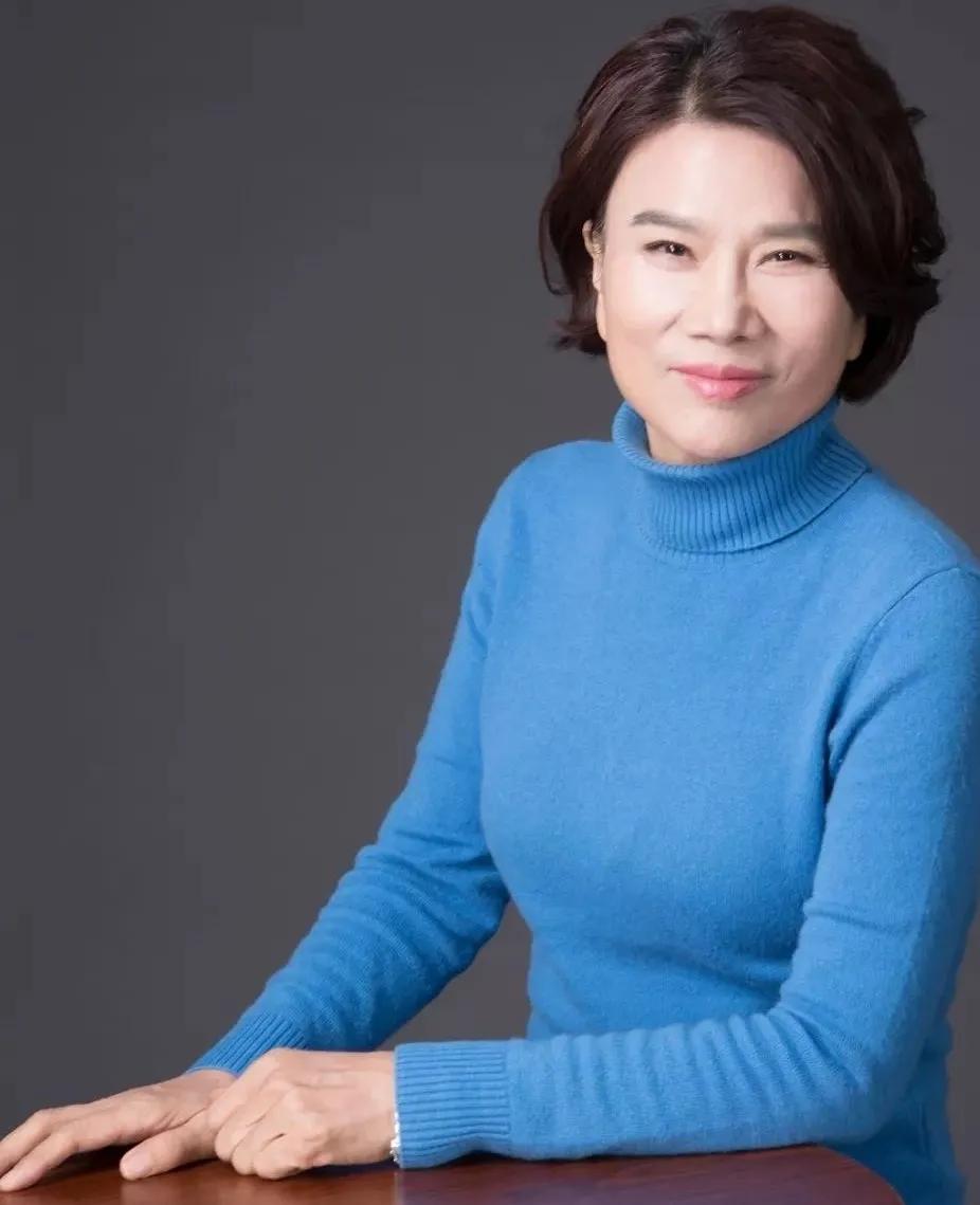 一觉醒来，喜欢格力的和不喜欢格力的，都沉默了。到底为什么？只因董明珠近日之言