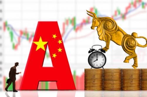 市场见底在即？恐慌盘过后，白菜价股票遍地，专家抄底布局芯片、券商与航天