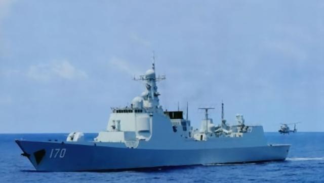 中国海军为什么还在不停地制造052D？说起052D型导弹驱逐舰，从2014年首
