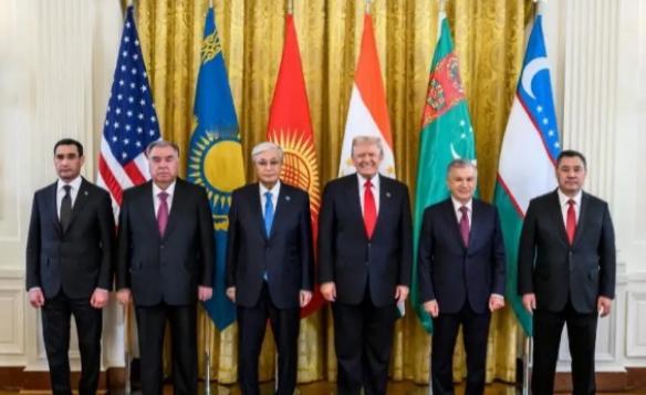 日本本来想要露露脸，结果却是把屁股露了出来，最近高市早苗邀请中亚的五个国家举行首