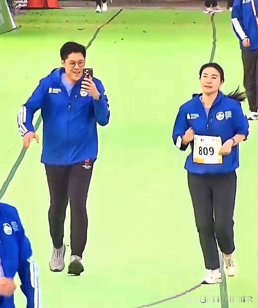 霍启刚啊，霍启刚你就不能长长志气吗就算是郭晶晶很优秀，咱也不能每次都跟小