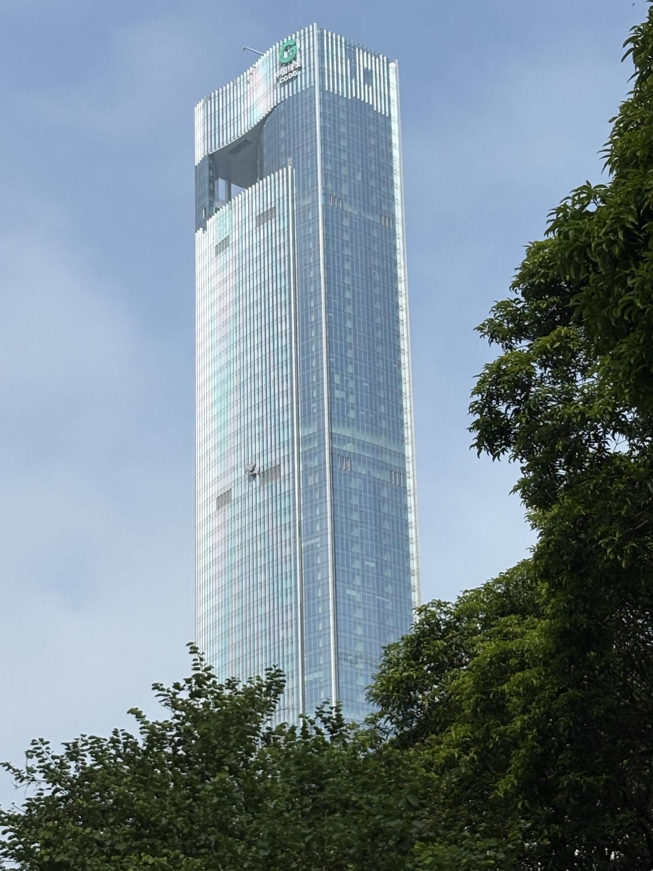 晨曦中的福建省第一高楼！