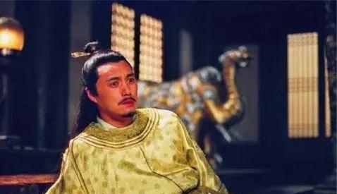 643年，李世民将弟弟李元昌赐死，李元昌抱着李世民大腿乞求道：“看在先帝的份上，