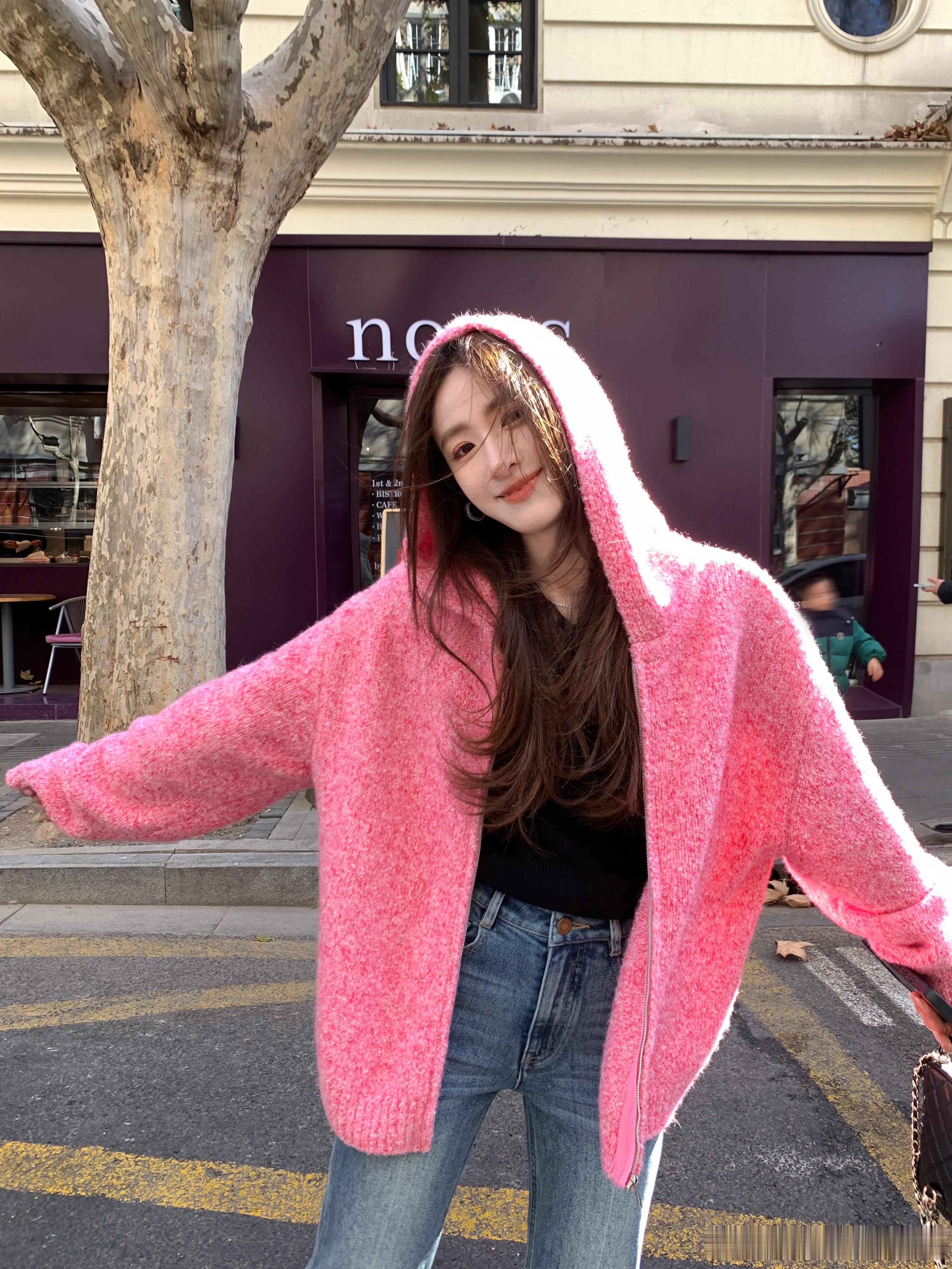 再来一组18图！年前最后一期神仙打架～重磅外套压轴款，也有很多适合新年的穿搭系列