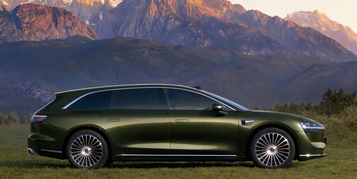 鸿蒙智行这几年势头太猛了！2026年刚，问界品牌就宣布累计交付破百万辆...