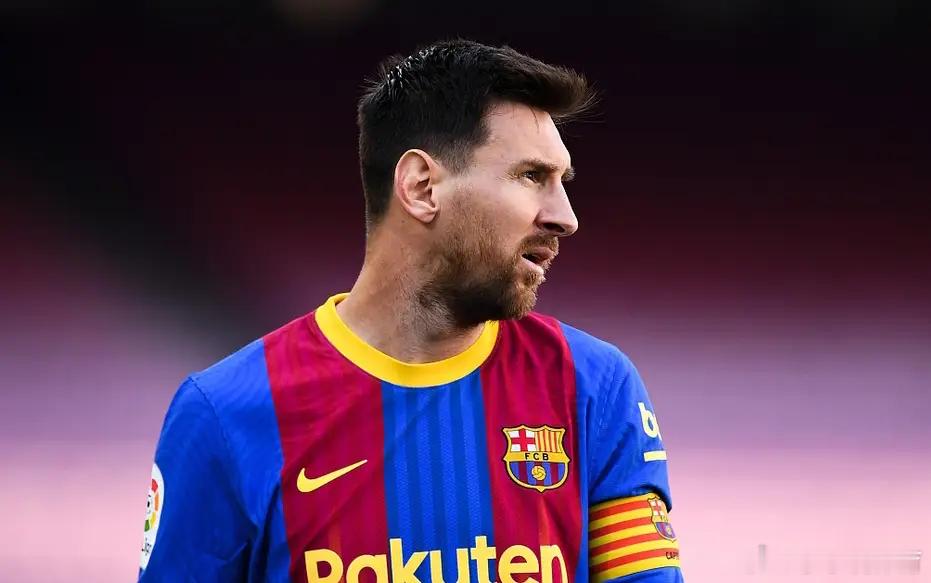 梅西工资拖累巴萨经济?谬论!梅西时代巴萨还曾收入超10亿美元!梅西时代巴萨还曾收