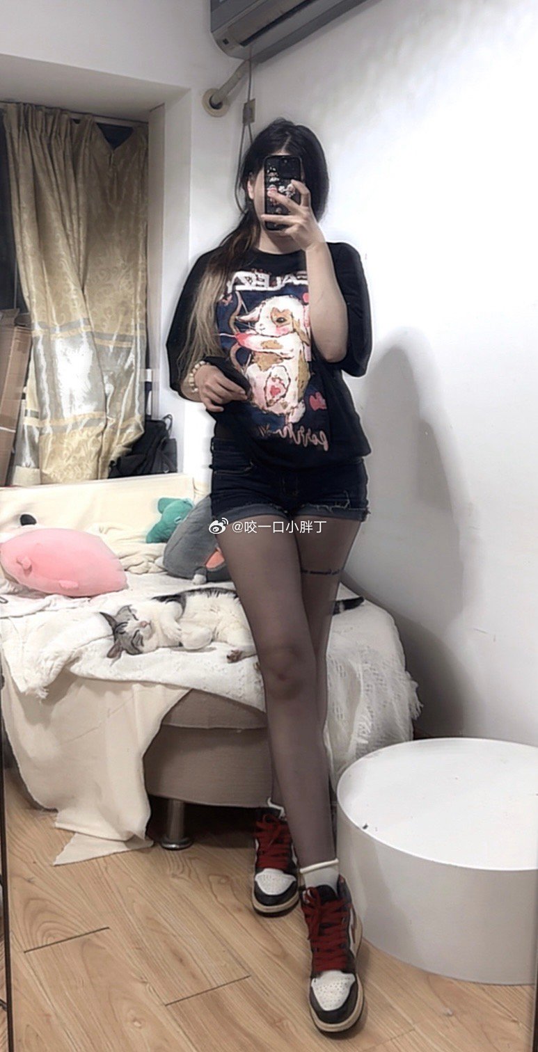 看不见的黑🧦「玻尿酸丝袜」汲润绝妙触感​​​