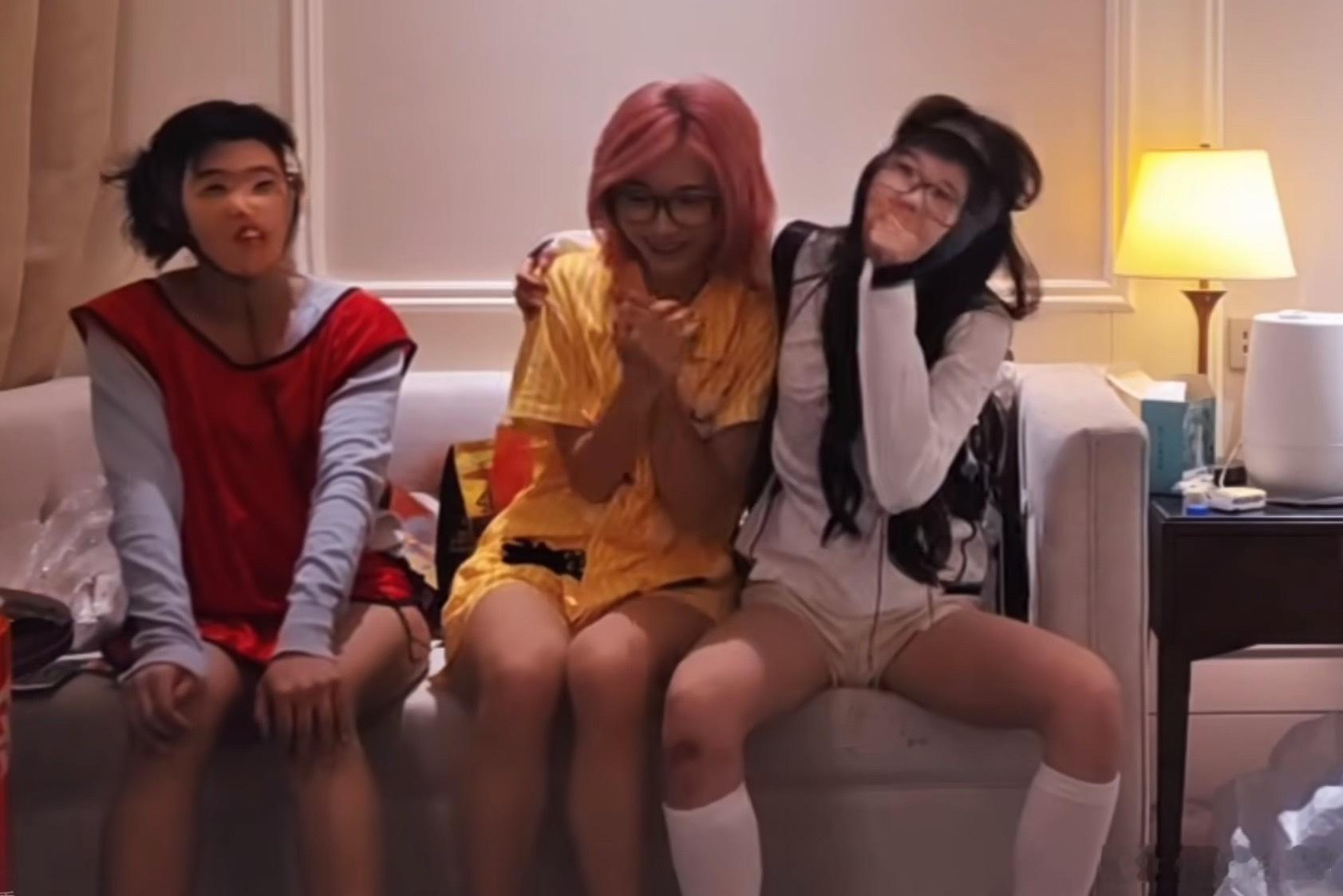 哈哈哈太变态了，昨晚小马251小虎几个女主播带着川神谢彬面具上演探花小剧场！do