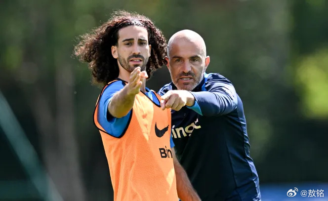 切尔西职业球员接受采访，大多说的都是片儿汤话，即使有一些事实质内容，但正面的居