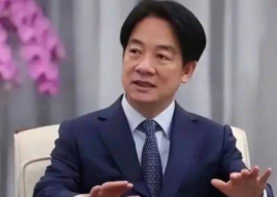 赖清德认为：中华人民共和国从1949年10月1日起，没有对台湾行使有效管治权，至